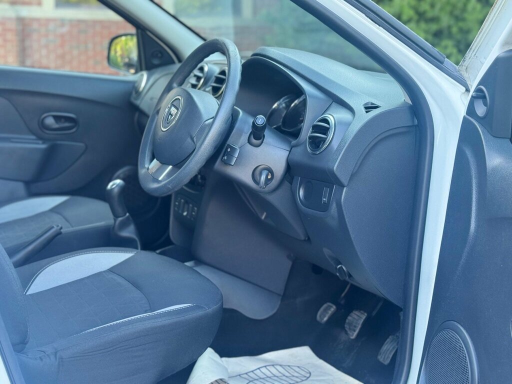 Dacia Sandero Stepway 0.9 Tce Laureate Euro 5 Black #15