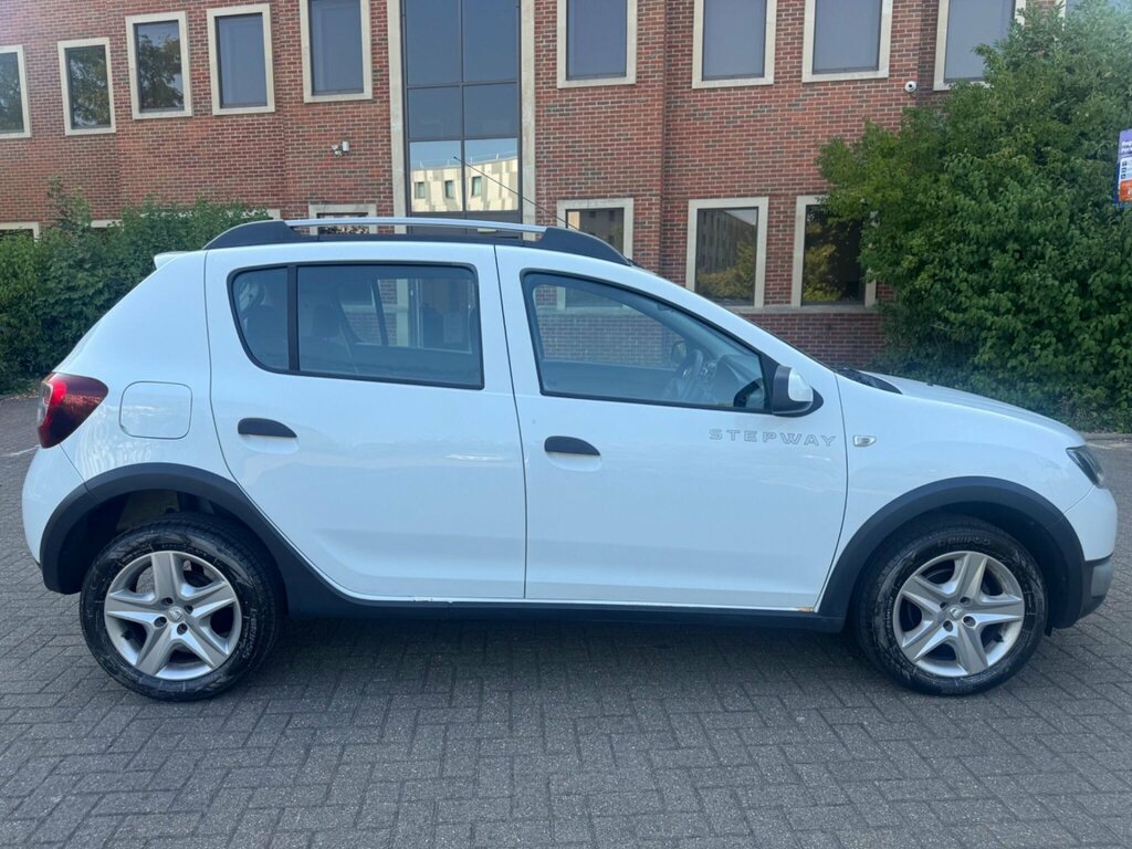 Dacia Sandero Stepway 0.9 Tce Laureate Euro 5 Black #8