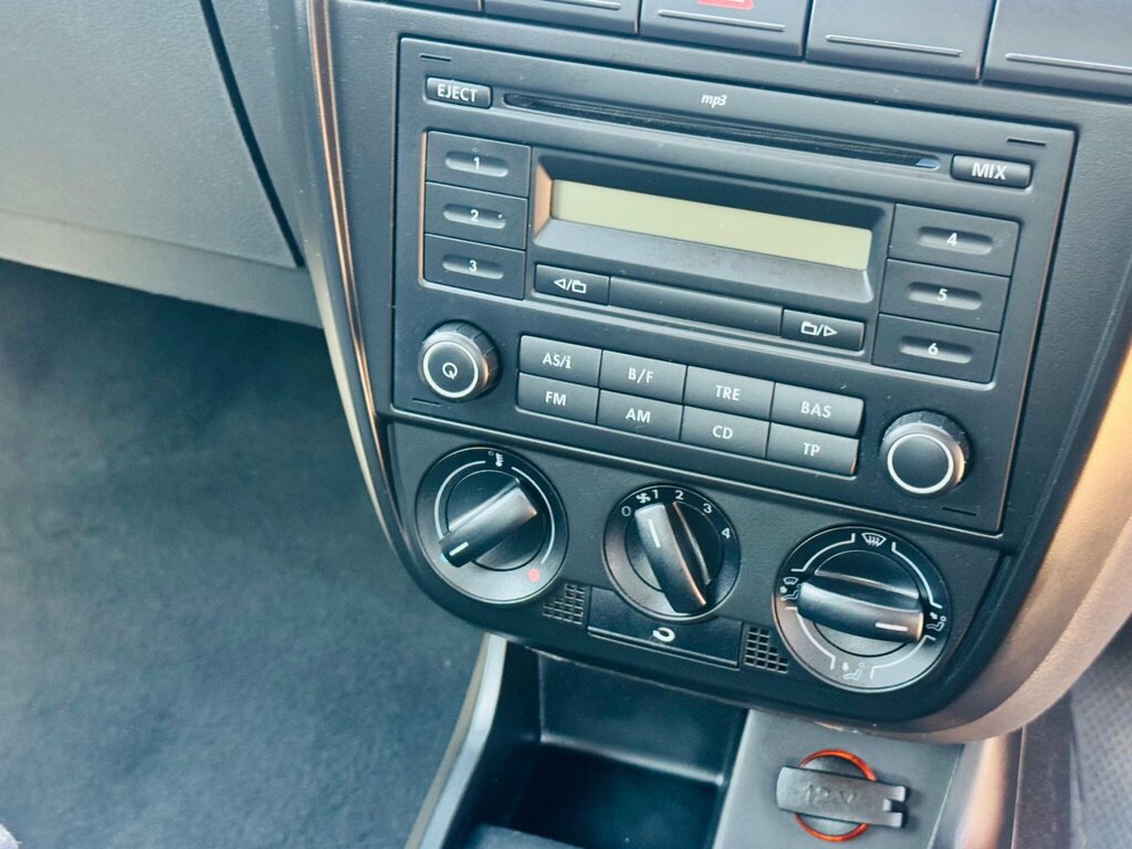 Volkswagen Fox Urban Silver #15