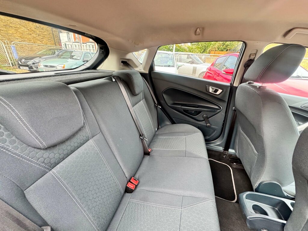 Ford Fiesta Zetec Grey #15