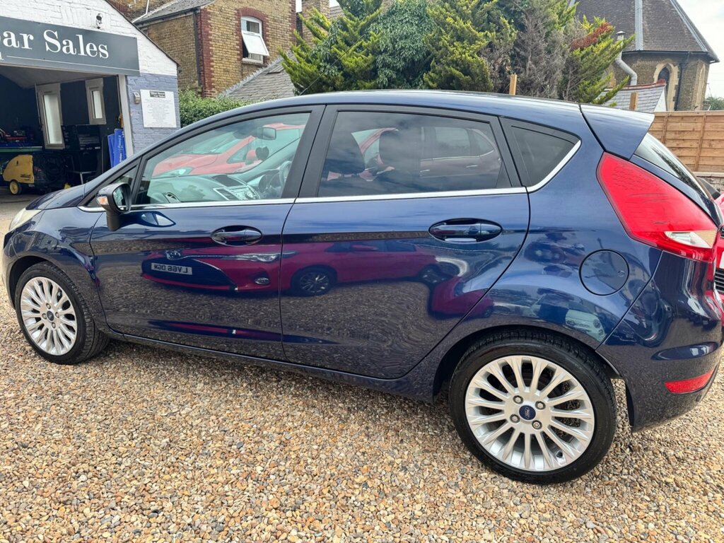 Ford Fiesta Zetec Grey #10