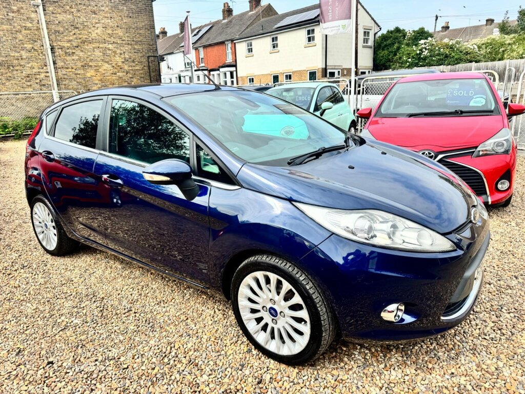 Ford Fiesta Zetec Grey #1