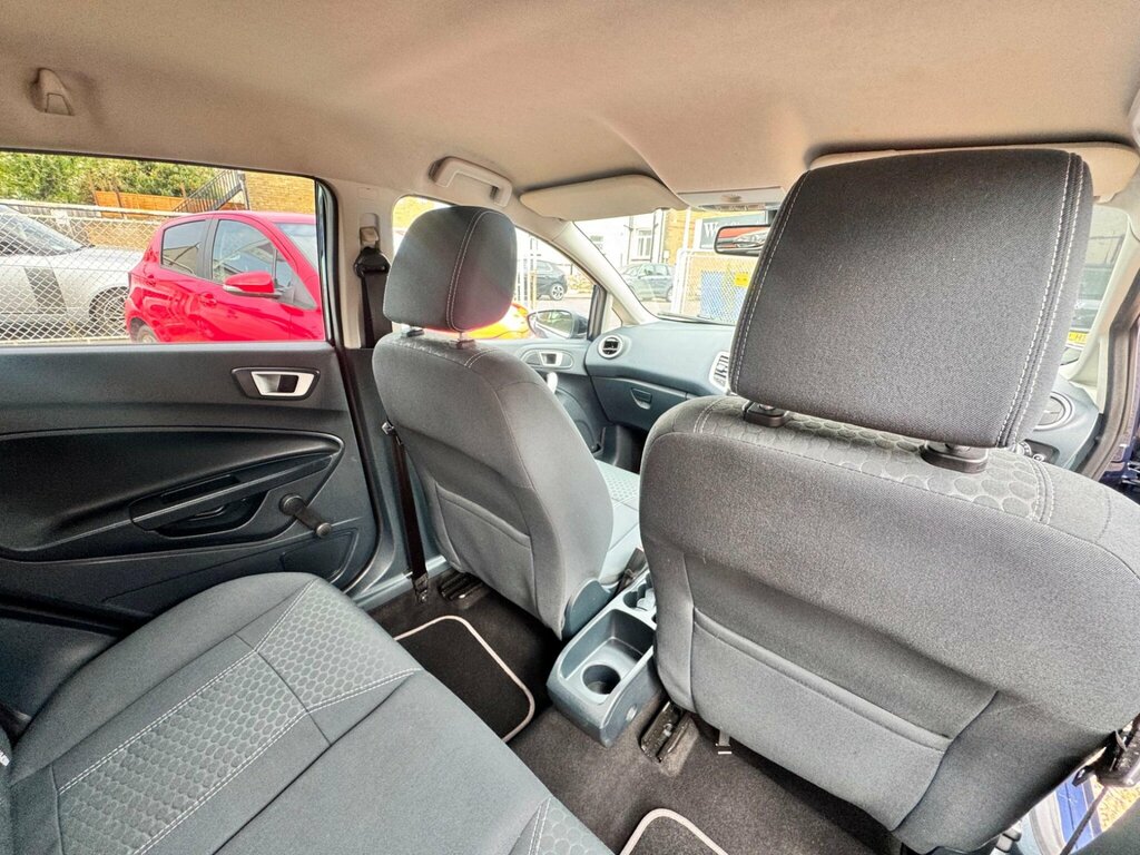Ford Fiesta Zetec Grey #16