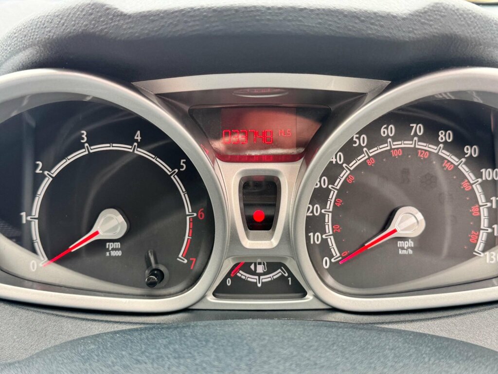 Ford Fiesta Zetec Grey #20