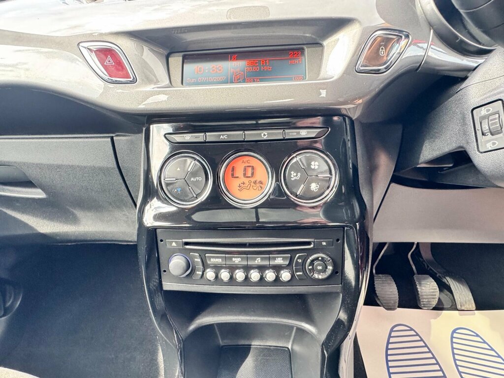 Citroen C3 1.6 Exclusive 118 Bhp Black #19