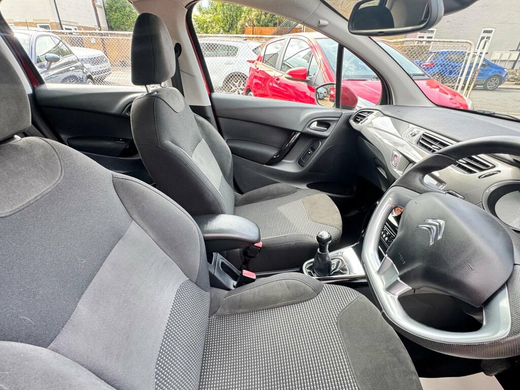 Citroen C3 1.6 Exclusive 118 Bhp Black #11