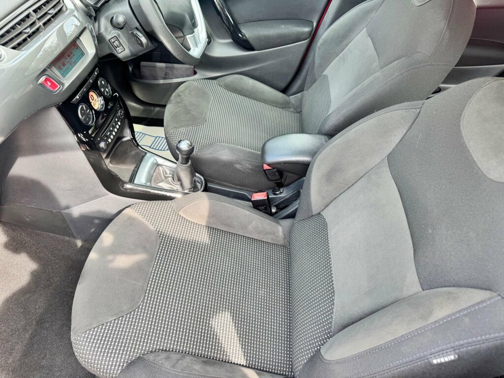 Citroen C3 1.6 Exclusive 118 Bhp Black #26