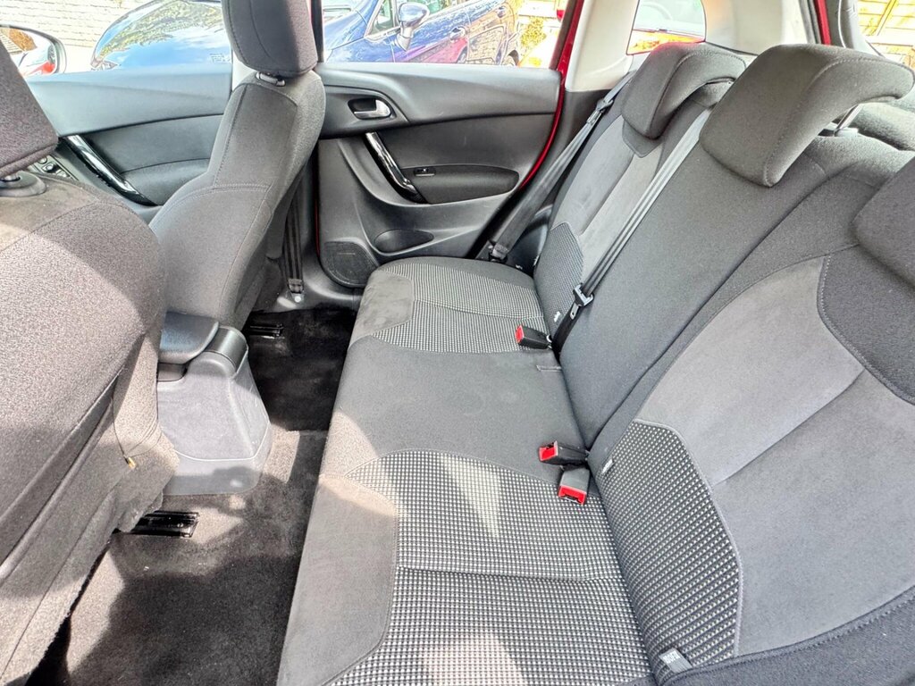 Citroen C3 1.6 Exclusive 118 Bhp Black #22