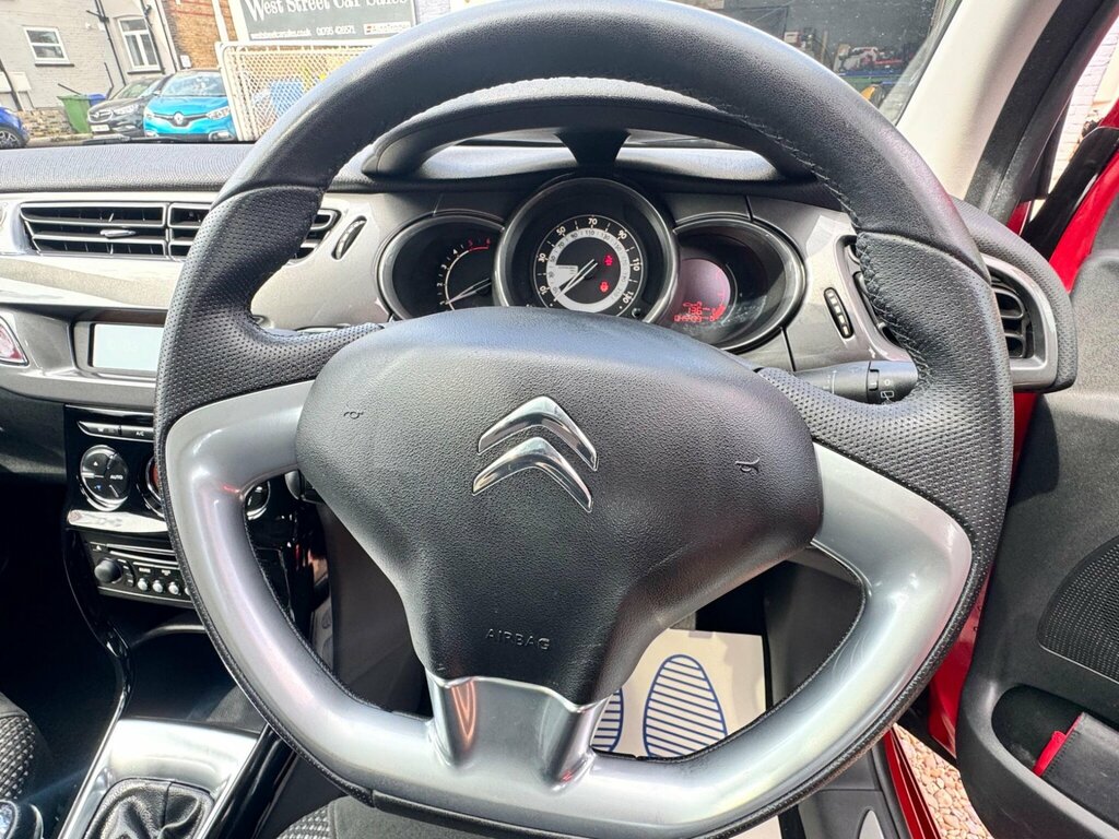 Citroen C3 1.6 Exclusive 118 Bhp Black #15
