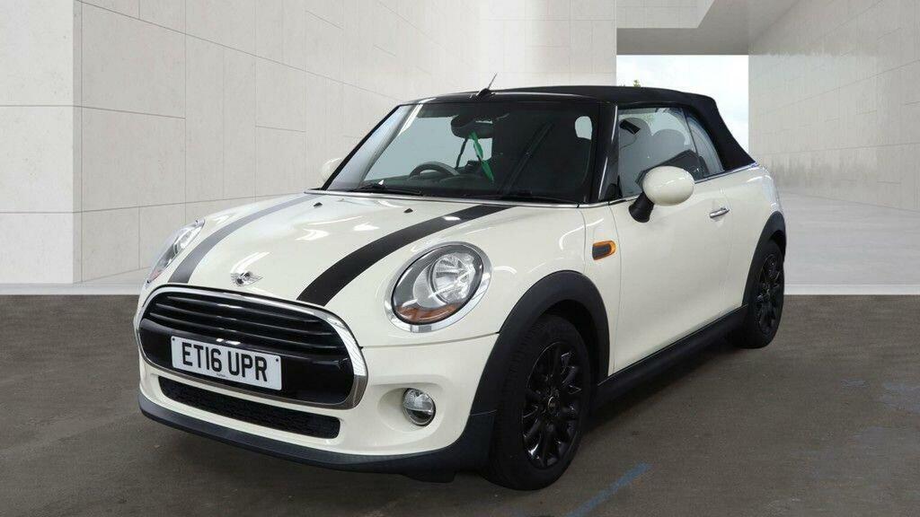 Mini Convertible 1.5 Cooper Euro 6 Ss White