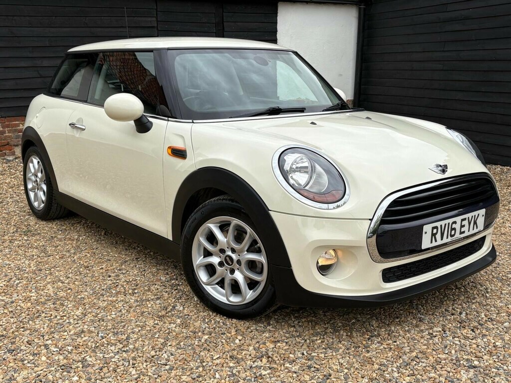 Mini Hatch 1.5 Cooper Euro 6 Ss White