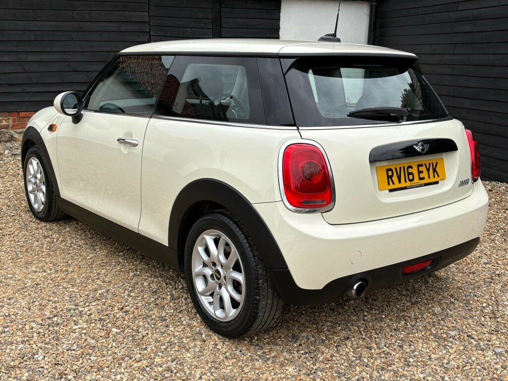 Mini Hatch 1.5 Cooper Euro 6 Ss 201616 RV16EYK White #4