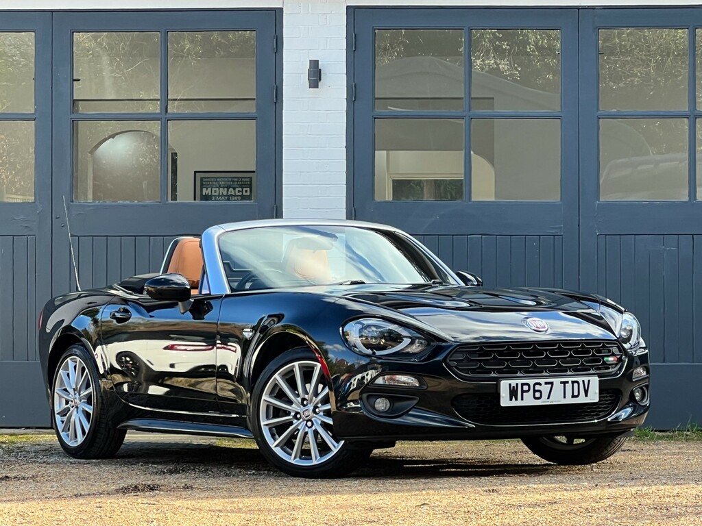 Fiat 124 Spider Convertible Black