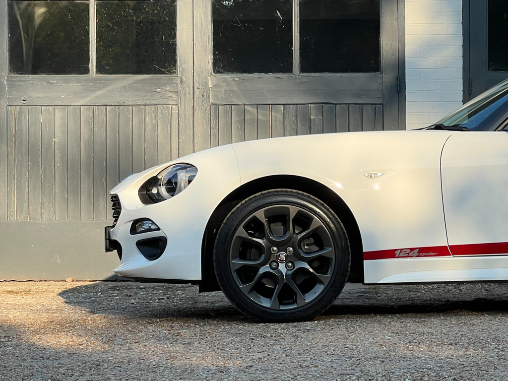 Fiat 124 Spider 1.4 Multiair S-design Convertible Euro White #2