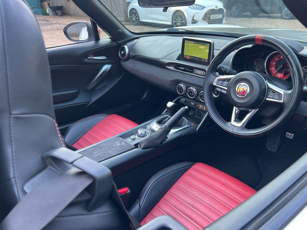 Abarth 124 Spider Spider Multiair White #9