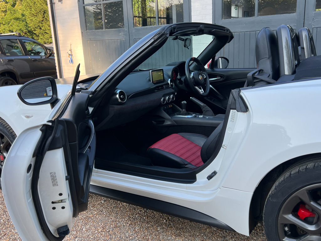 Abarth 124 Spider Spider Multiair White #11