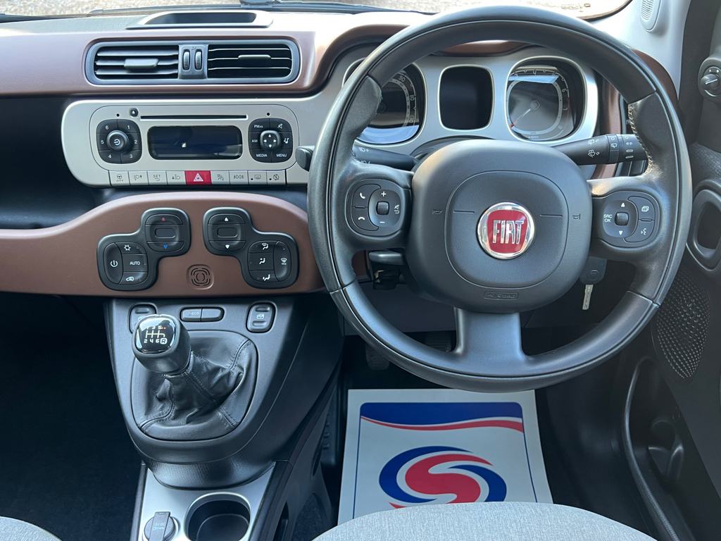 Fiat Panda 0.9 Twinair Cross Hatchback Euro Red #6