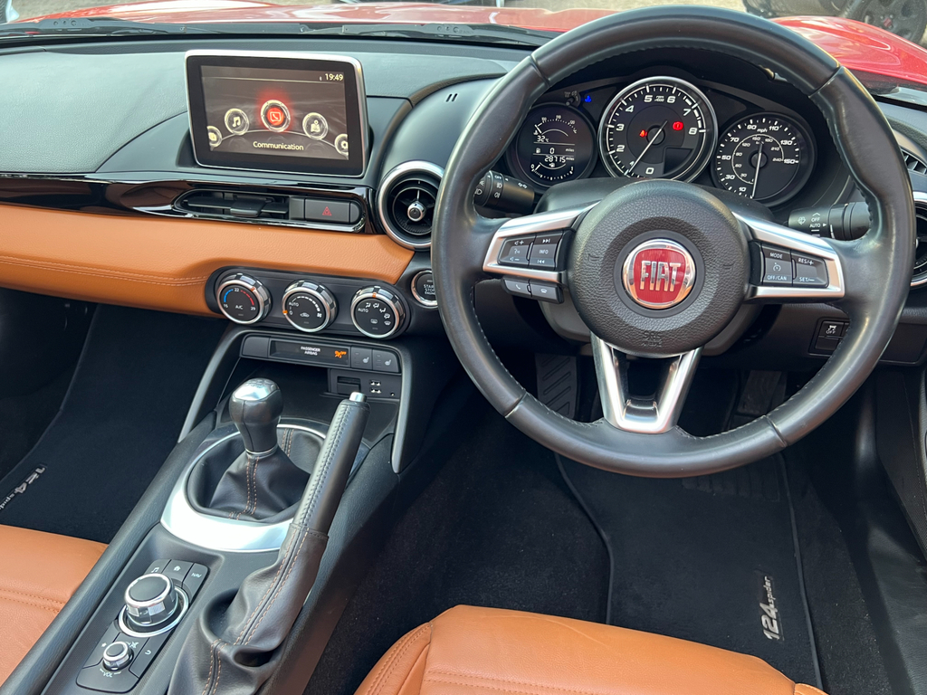 Fiat 124 Spider 1.4 Multiair Lusso Convertible Euro 6 Blue #14
