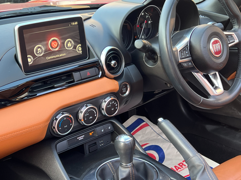 Fiat 124 Spider 1.4 Multiair Lusso Convertible Euro 6 Blue #10
