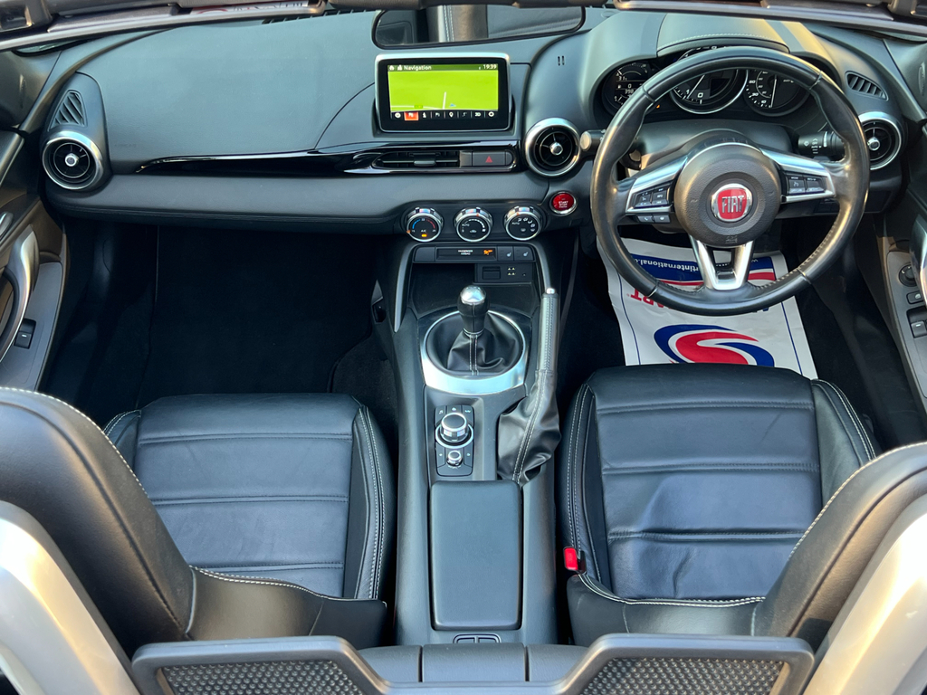 Fiat 124 Spider 1.4L Lusso Grey #10