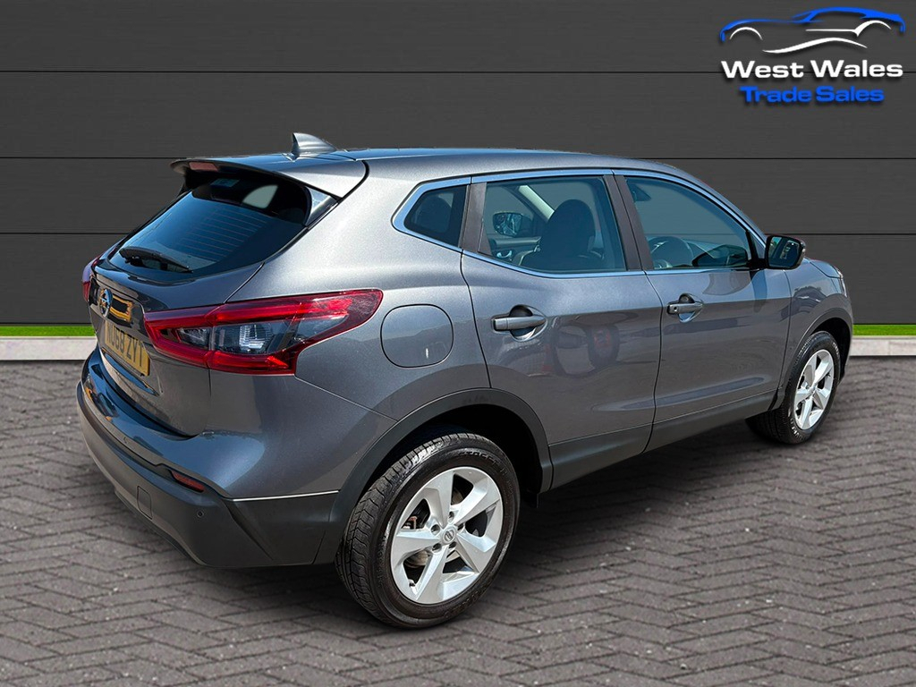 Nissan Qashqai Dci Acenta Premium  #4