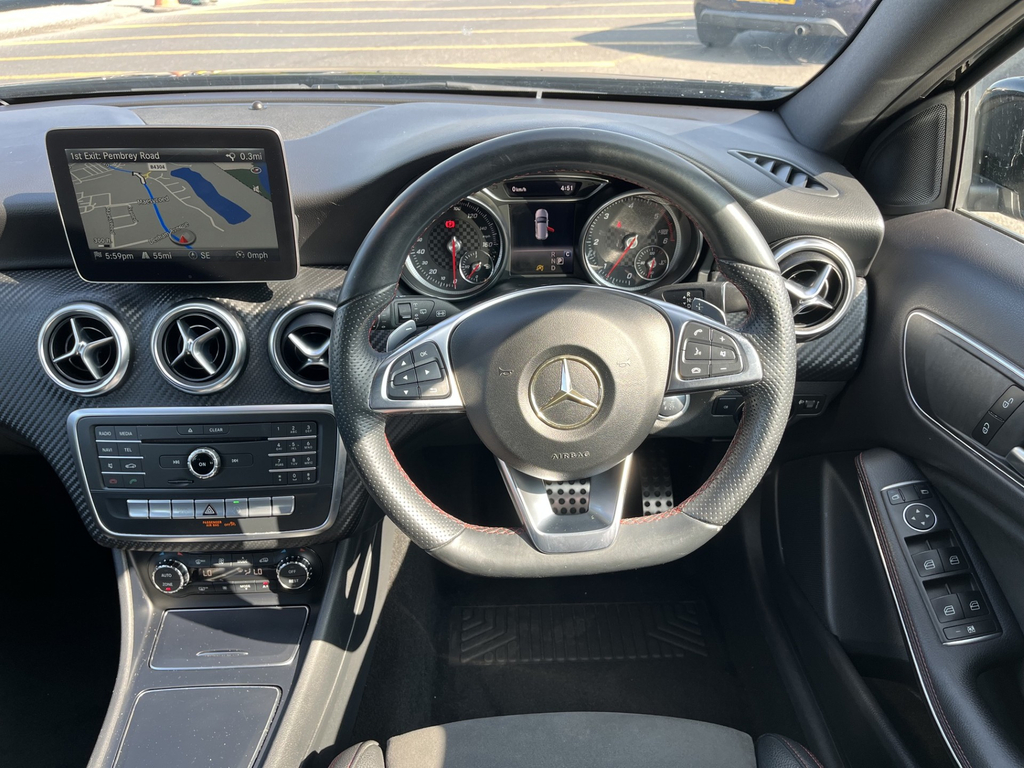 Mercedes-Benz 200 Hatchback Black #29