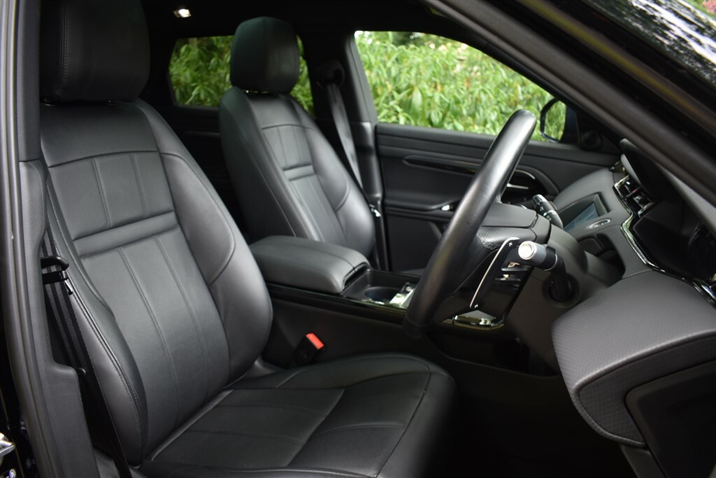Land Rover Range Rover Evoque 1.5 L R-dynamic Spanoramic Roof Black #2