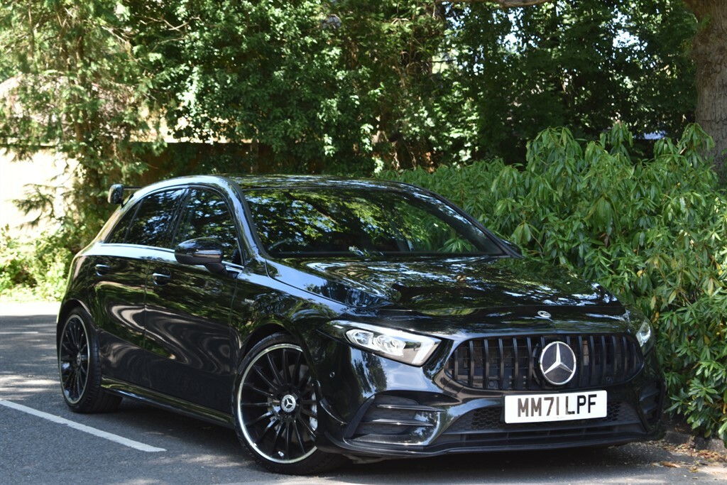 Mercedes-Benz A Class 2.0 L A 35 4Matic Edition Premiumaero Packapple Black