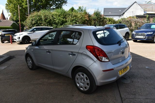 Hyundai I20 1.2 Classic Hatchback Euro 5 85 Silver #4