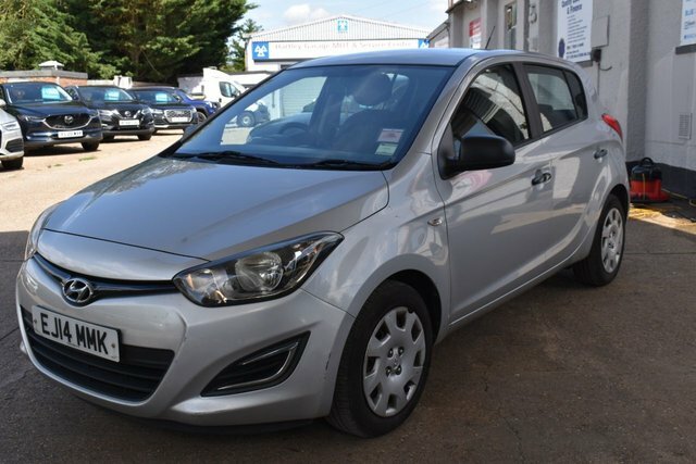 Hyundai I20 1.2 Classic Hatchback Euro 5 85 Silver #2