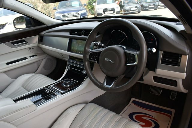 Jaguar XF 3.0D V6 S Sportbrake Euro 6 Ss Grey #12