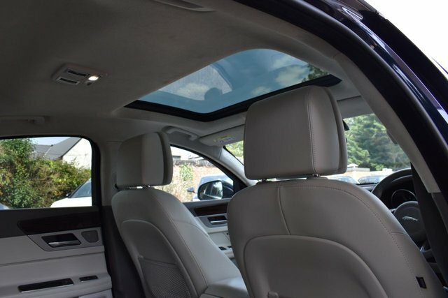 Jaguar XF 3.0D V6 S Sportbrake Euro 6 Ss Grey #26