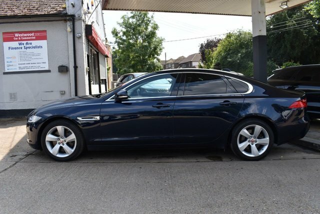 Jaguar XF 3.0D V6 Portfolio Saloon Euro 6 S Blue #4