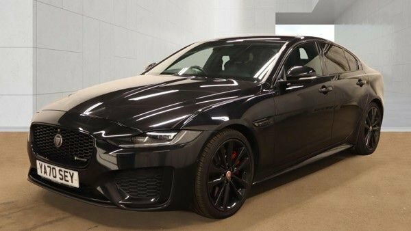 Jaguar XE 2.0 D200 Mhev R-dynamic Black Saloon Au Black #2