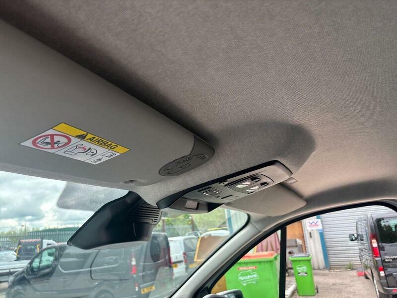 Renault Trafic 2.0 Dci Blue Ll30 Extra Sport L2 H1 Euro 6 S #40
