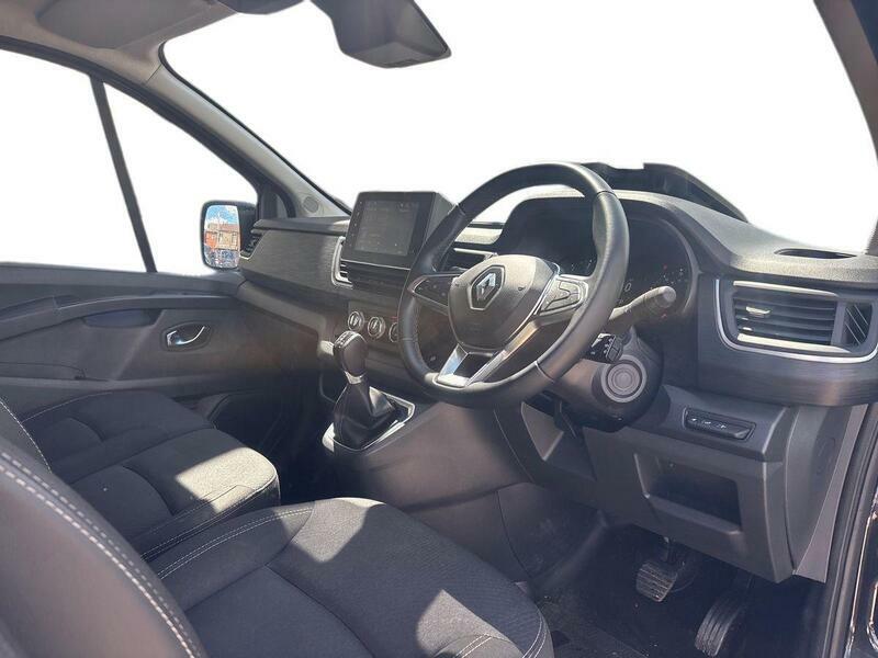 Renault Trafic Dci Sl28 Business 150Ps Minibus With 9 Seats, Crui White #11