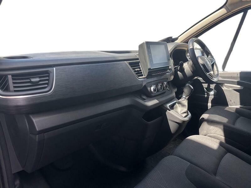 Renault Trafic Dci Sl28 Business 150Ps Minibus With 9 Seats, Crui White #10