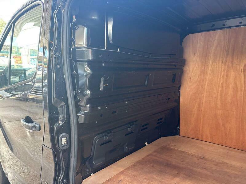 Renault Trafic Dci Sl28 Business 150Ps Minibus With 9 Seats, Crui White #29