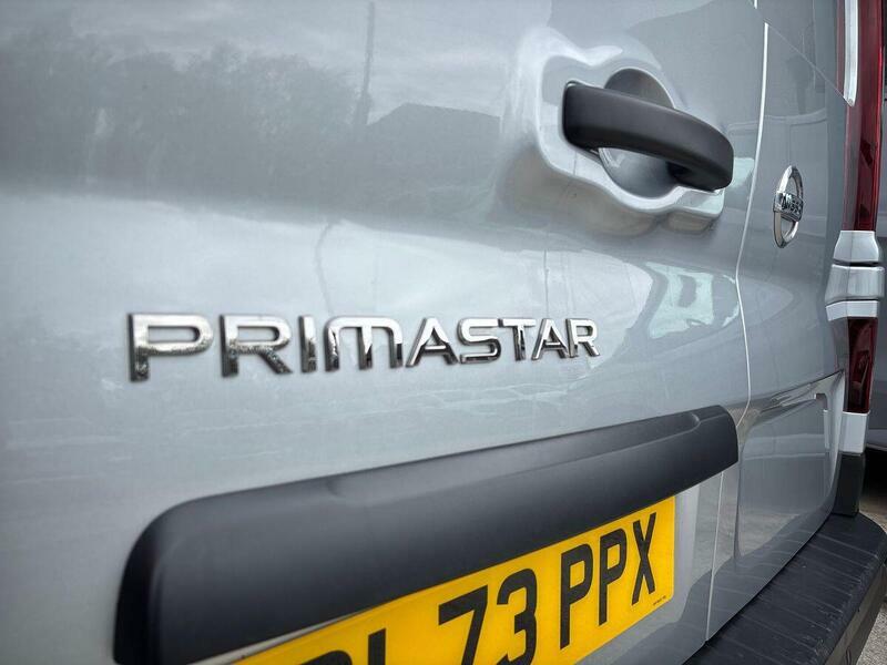 Nissan Primastar 2.0 Dci 28 Tekna L1 Euro 6 130 Bhp 5,822 L1 Sw White #47