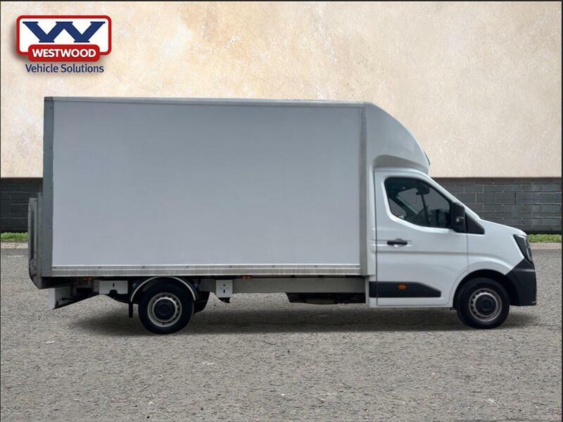 Renault Master Extra White #130