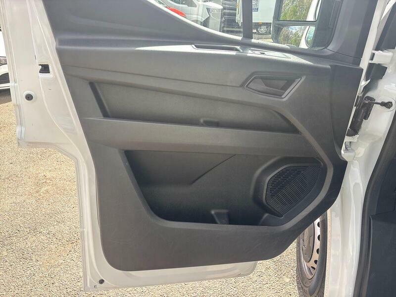 Renault Master Extra White #156