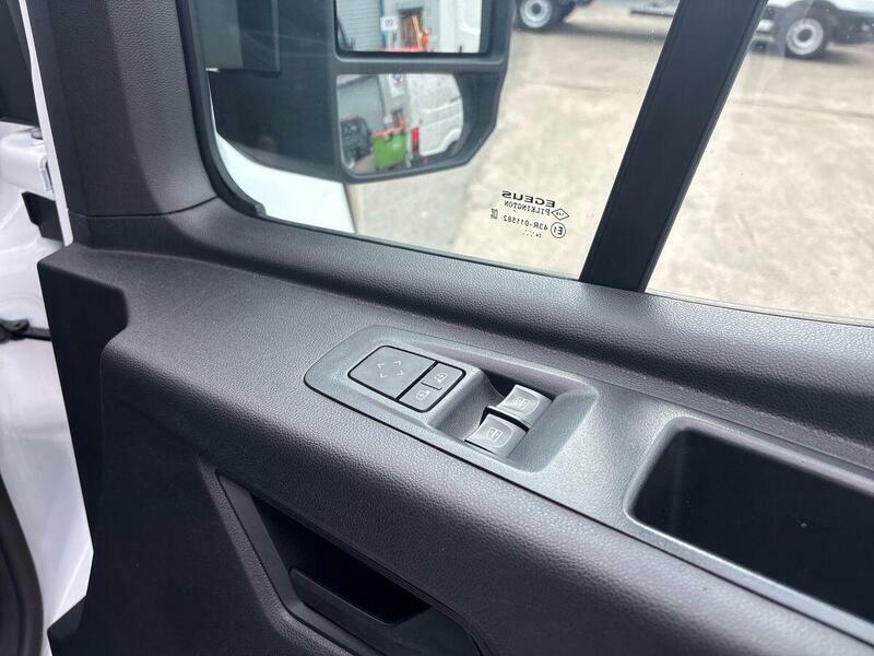 Renault Master Extra White #151