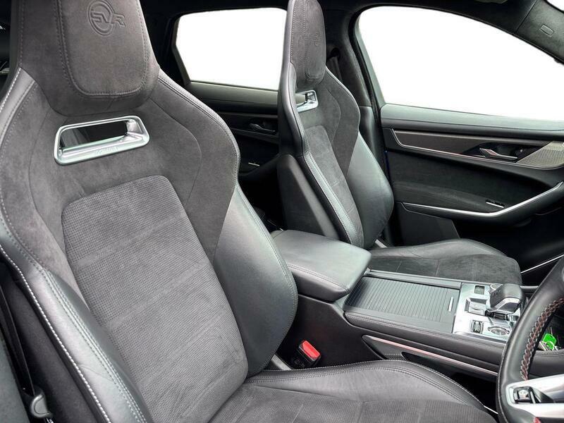Jaguar F-Pace 2.0D 180 Chequered Flag Awd Black #16
