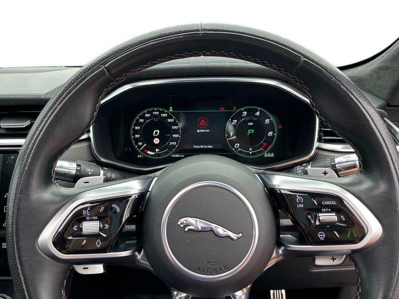 Jaguar F-Pace 2.0D 180 Chequered Flag Awd Black #13