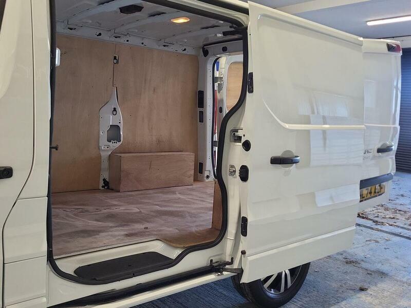 Renault Trafic Renault Trafic Start Grey #41