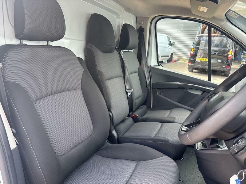 Renault Trafic 2.0 Dci Ll30 Advance Minibus Double Cab Grey #63