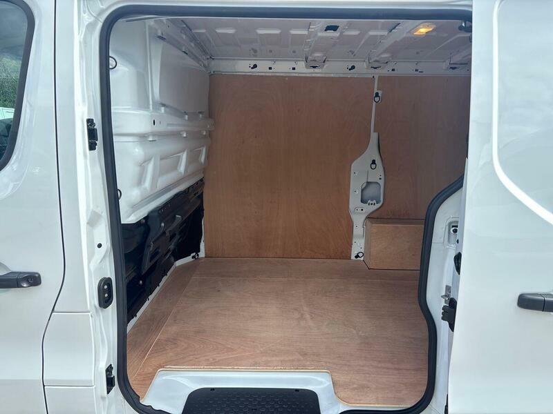 Renault Trafic 2.0 Dci Ll30 Advance Minibus Double Cab Grey #32