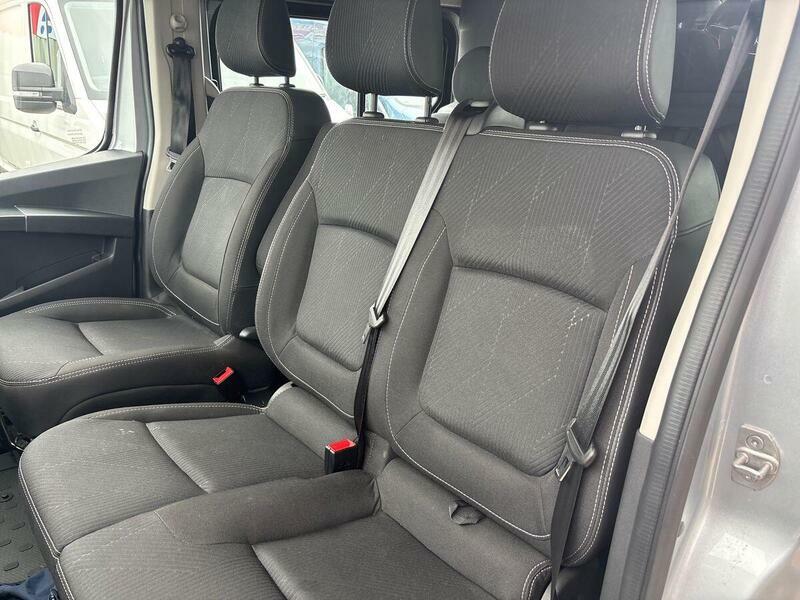 Renault Trafic Renault Trafic Extra White #56