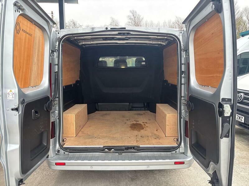 Renault Trafic Renault Trafic Extra White #33