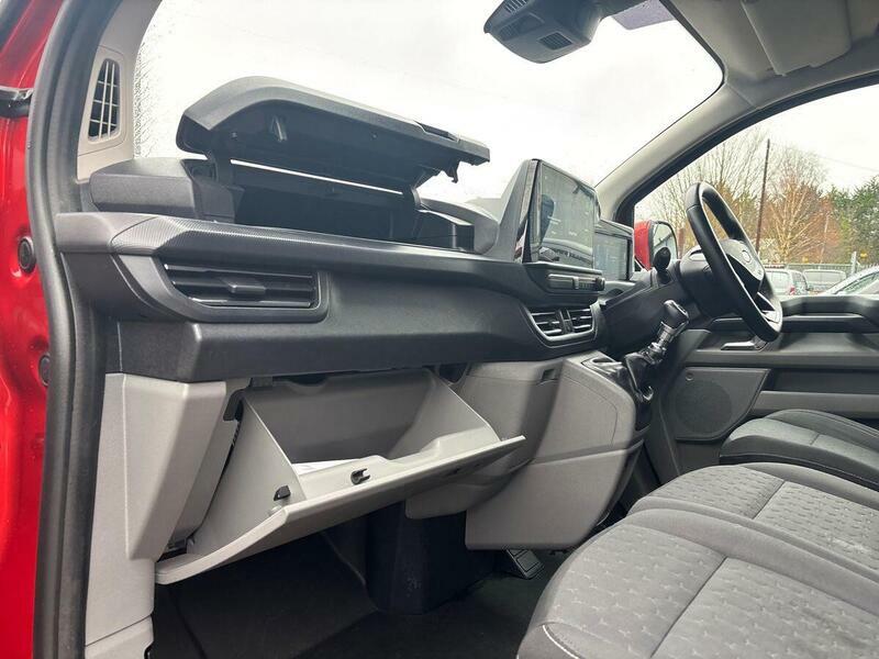 Ford Transit Custom Mpv White #28